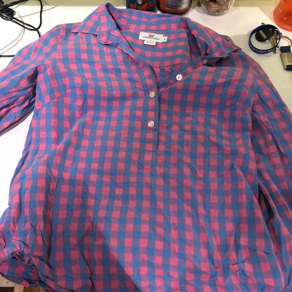 Vineyard Vines half button down size 6